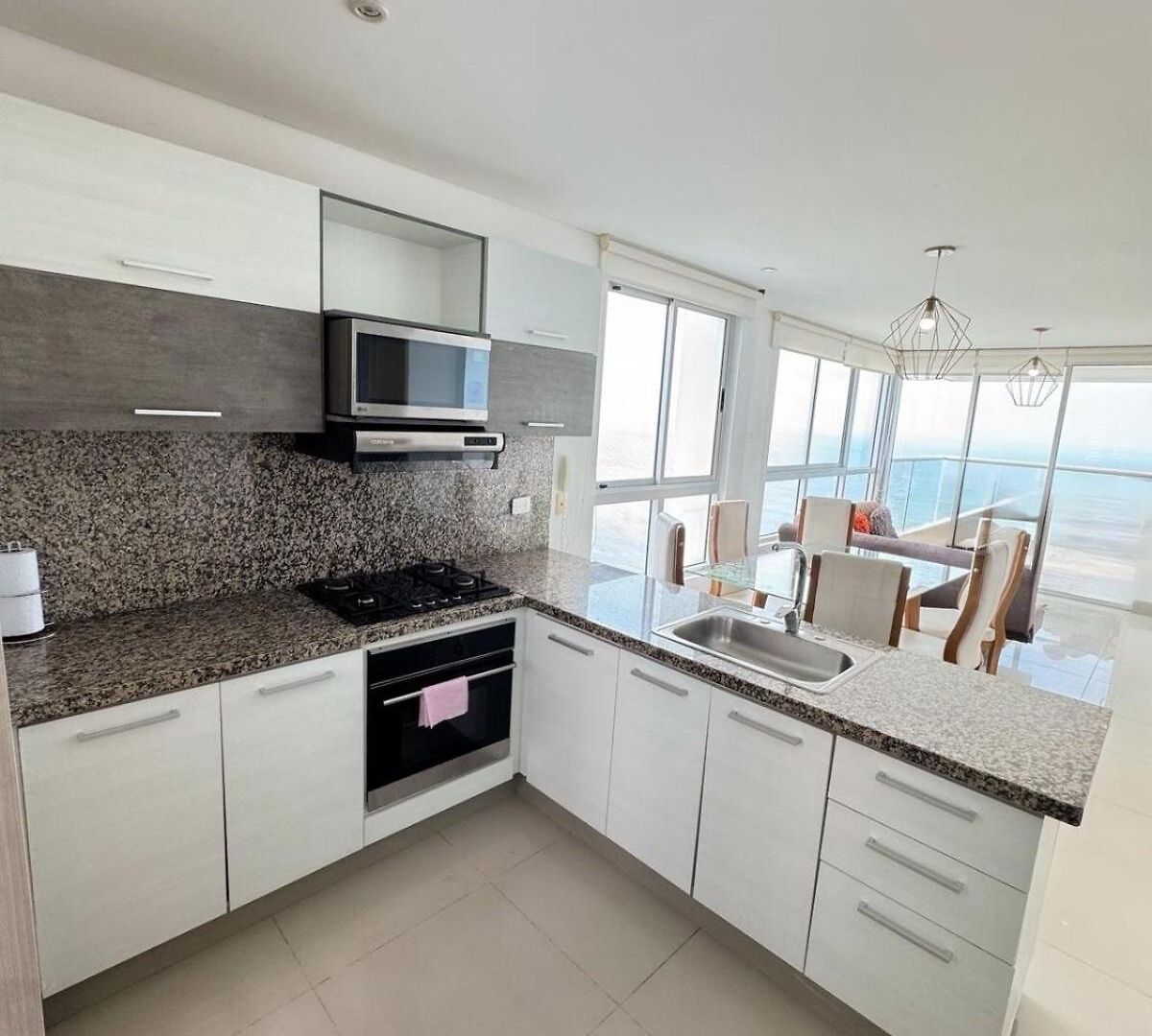 Luxury Ocean View Palmetto Floor 24 2br