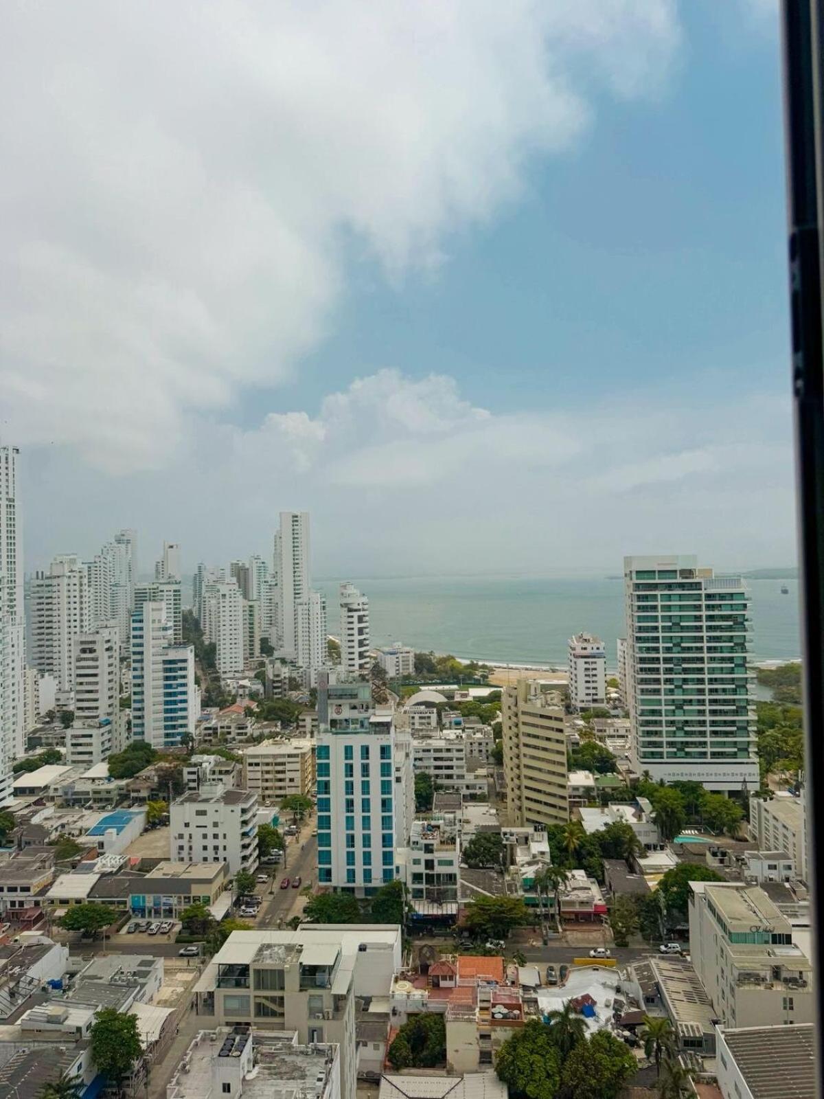 Luxury Ocean View Palmetto Floor 24 2br Apartamento